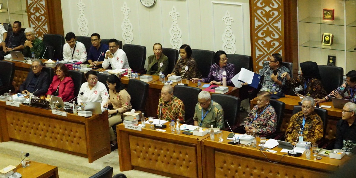 Historic legislative proposals to ban dog and cat meat trades are submitted to Indonesian Parliament by Dog Meat Free Indonesia coalition